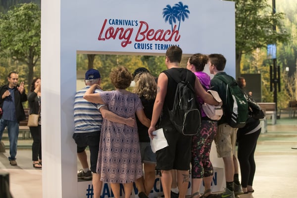Carnival Splendor guests take an Instagram 2-10-18
