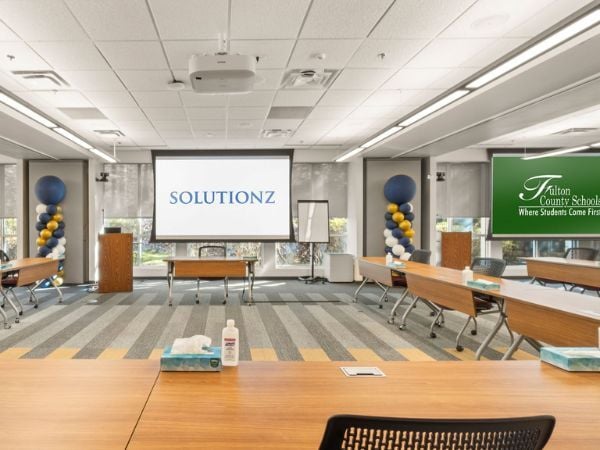 Collaborative learning technologies Educational technology for remote learning High-definition classroom displays